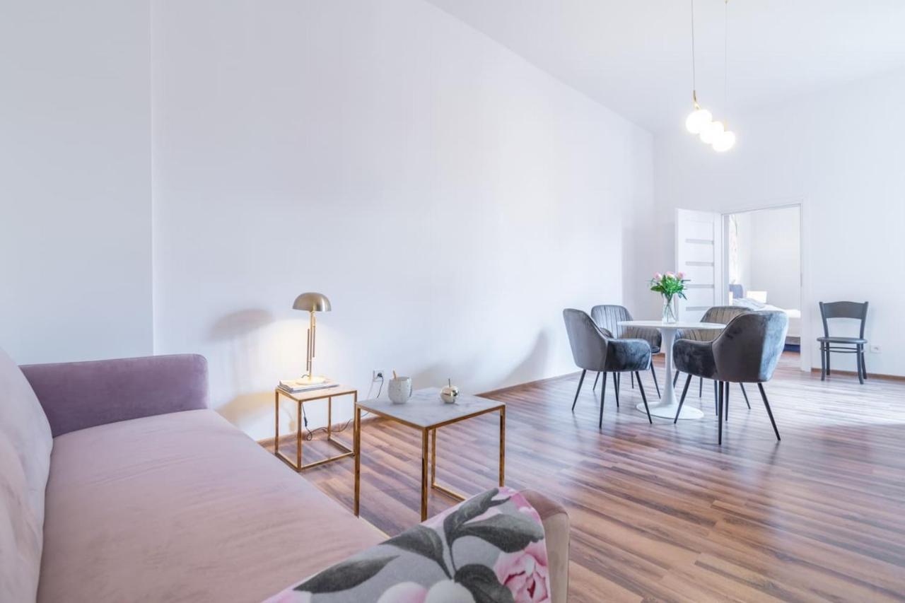 Opera Apartment Bytom Exterior foto